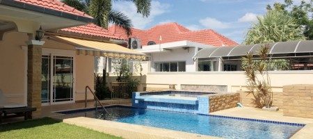Luxury Pool Villa in Town – Hua Hin Luxury Pool Villa in Town – Hua Hin