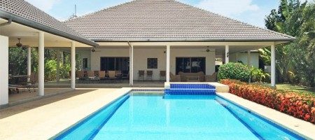 Large House Large Garden Large Pool in Good Location Large House Large Garden Large Pool in Good Location
