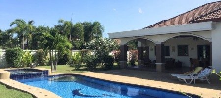 Spacious Property For Sale Situated On A Corner Plot Spacious Property For Sale Situated On A Corner Plot
