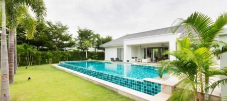 Luxury House for Sale (10996) Luxury House for Sale (10996)
