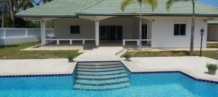 House for Sale at Dolphin Bay (11285) House for Sale at Dolphin Bay (11285)