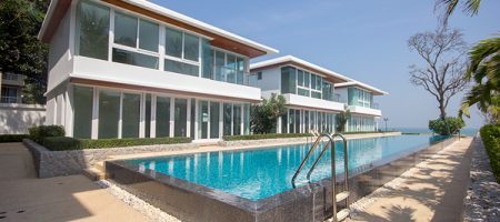 Beautiful Condominium in Hua Hin for Sale (20480) Beautiful Condominium in Hua Hin for Sale (20480)