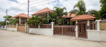 Beautiful House for Sale(10786) Beautiful House for Sale(10786)