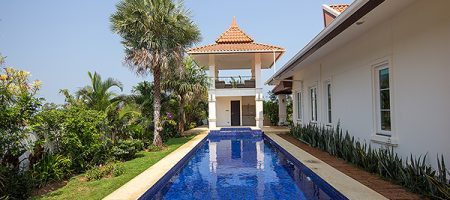 BEAUTIFUL BANYAN RESORT FOR SALE (10895) BEAUTIFUL BANYAN RESORT FOR SALE (10895)