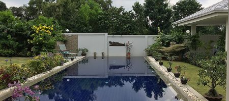 LOVELY LARGE VILLA WITH POOL (11177) LOVELY LARGE VILLA WITH POOL (11177)