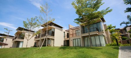 Low-rise Condominium at Palm Crescent (20192) Low-rise Condominium at Palm Crescent (20192)