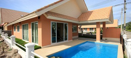 Bungalow in Hua Hin for Sale (10759) Bungalow in Hua Hin for Sale (10759)