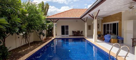 4 Bedroom Bungalow with a Pool for Sale (11096) 4 Bedroom Bungalow with a Pool for Sale (11096)