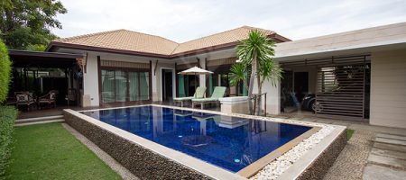 Magnificent Pool Villa For Sale (10839) Magnificent Pool Villa For Sale (10839)