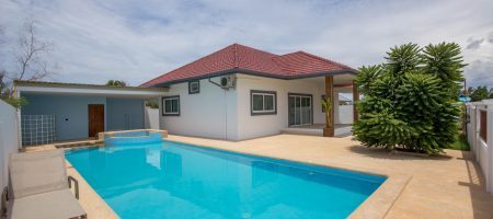 Beautiful Pool Villa for Sale (11100) Beautiful Pool Villa for Sale (11100)