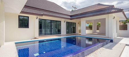 Beautiful Pool Villa in Hau Hin for Sale (11103) Beautiful Pool Villa in Hau Hin for Sale (11103)