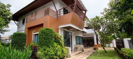 Beautiful 2 Storey House in Hua Hin (10649) Beautiful 2 Storey House in Hua Hin (10649)