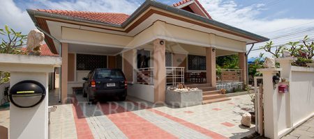 Beautiful Bungalow with private pool (10660) Beautiful Bungalow with private pool (10660)