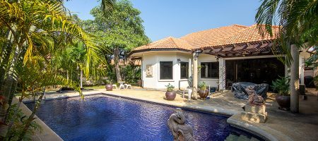 Lovely 3 Bedroom House for Sale (11201) Lovely 3 Bedroom House for Sale (11201)