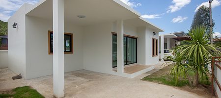 House for Sale in Hua Hin Soi 56 (10933) House for Sale in Hua Hin Soi 56 (10933)