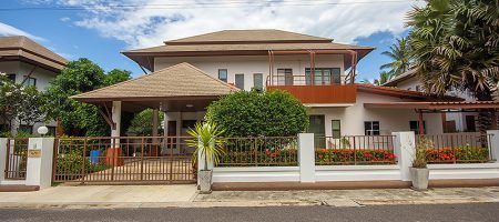Beautiful 2 Storey House in Hua Hin for Sale (11137) Beautiful 2 Storey House in Hua Hin for Sale (11137)