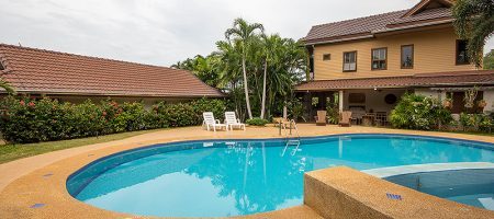 Beautiful Pool Villa For Sale (11138) Beautiful Pool Villa For Sale (11138)