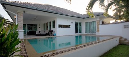 Beautiful Villa for Sale (10303) Beautiful Villa for Sale (10303)