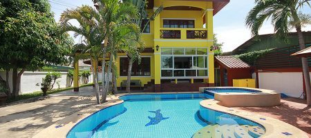 Luxury Pool Villa for Sale (11044) Luxury Pool Villa for Sale (11044)