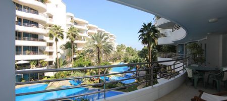 Luxurious Condominium for Rent (40097) Luxurious Condominium for Rent (40097)