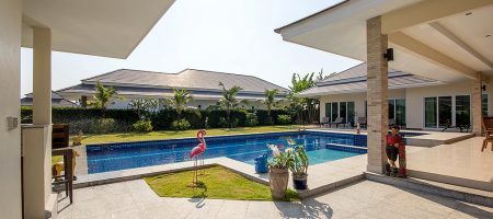 Beautiful House at Palm Pool for Sale (11228) Beautiful House at Palm Pool for Sale (11228)