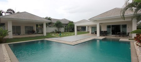 Pool Villa for Sale at Avenue 88 Gold (11186) Pool Villa for Sale at Avenue 88 Gold (11186)