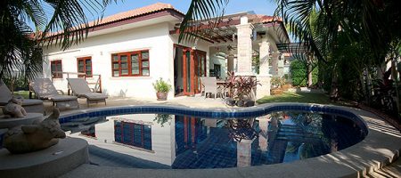 Beautiful Bungalow for Sale (11000) Beautiful Bungalow for Sale (11000)
