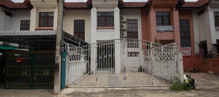 Beautiful Town Home For Sale Near Cha Am Beach (11288) Beautiful Town Home For Sale Near Cha Am Beach (11288)