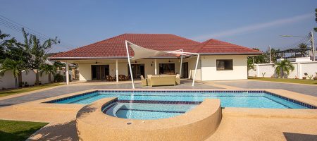 Beautiful Pool Villa for Sale (11200) Beautiful Pool Villa for Sale (11200)