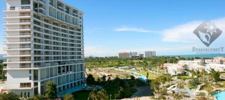 Luxury Condominium (40160) Luxury Condominium (40160)