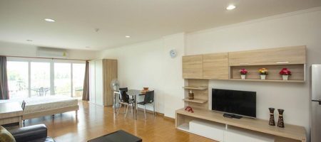 Beautiful Condominium For Rent (40536) Beautiful Condominium For Rent (40536)