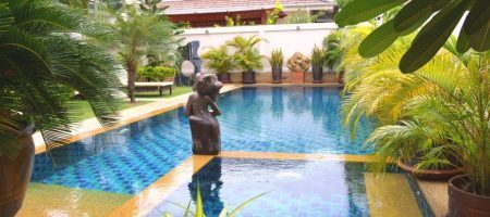 Beautiful Villa For Rent (30577) Beautiful Villa For Rent (30577)