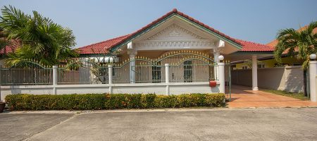 Beautiful Villa in Hua Hin for Rent (30614) Beautiful Villa in Hua Hin for Rent (30614)