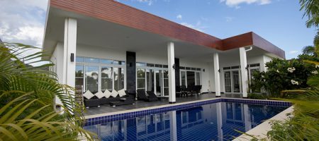 Modern Design Luxury Pool Villa For Rent (30542) Modern Design Luxury Pool Villa For Rent (30542)