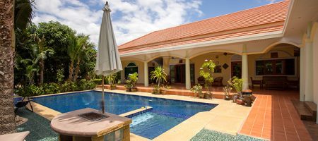Luxury Family Home for Rent (30452) Luxury Family Home for Rent (30452)
