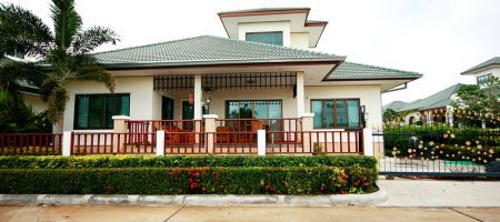 Beautiful House with Mountain View for Rent (30267) Beautiful House with Mountain View for Rent (30267)