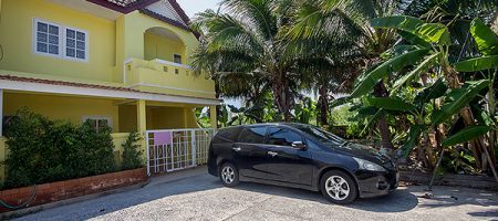 Beautiful Town Home For Rent (30599) Beautiful Town Home For Rent (30599)