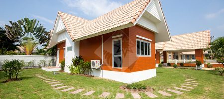 Bungalow in Hua Hin for Rent (30466) Bungalow in Hua Hin for Rent (30466)