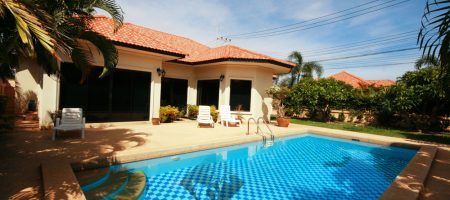 Beautiful Villa with Pool at Soi 114 for Rent (30276) Beautiful Villa with Pool at Soi 114 for Rent (30276)