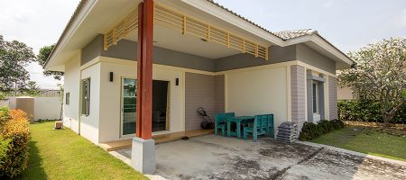 Beautiful Villa in Hua Hin for Rent (30657) Beautiful Villa in Hua Hin for Rent (30657)