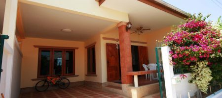 Bungalow for Rent at Hua Hin Soi 102 (30239) Bungalow for Rent at Hua Hin Soi 102 (30239)