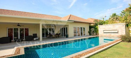 Luxurious House For Rent (30369) Luxurious House For Rent (30369)