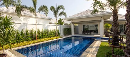 Beautiful Family Home For Rent (30507) Beautiful Family Home For Rent (30507)