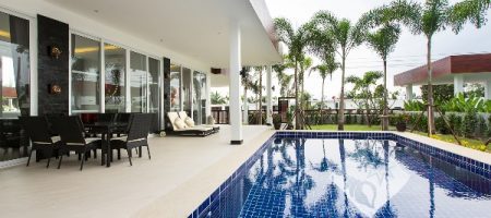 Modern Private Pool Villa For Rent (30423) Modern Private Pool Villa For Rent (30423)