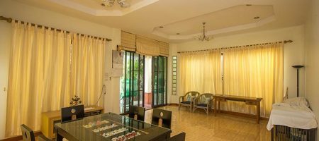 House in Town for Rent at Soi 47 (30659) House in Town for Rent at Soi 47 (30659)