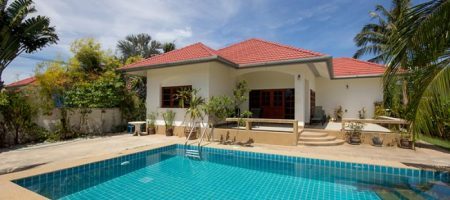Bungalow in Hua Hin for Rent (30501) Bungalow in Hua Hin for Rent (30501)